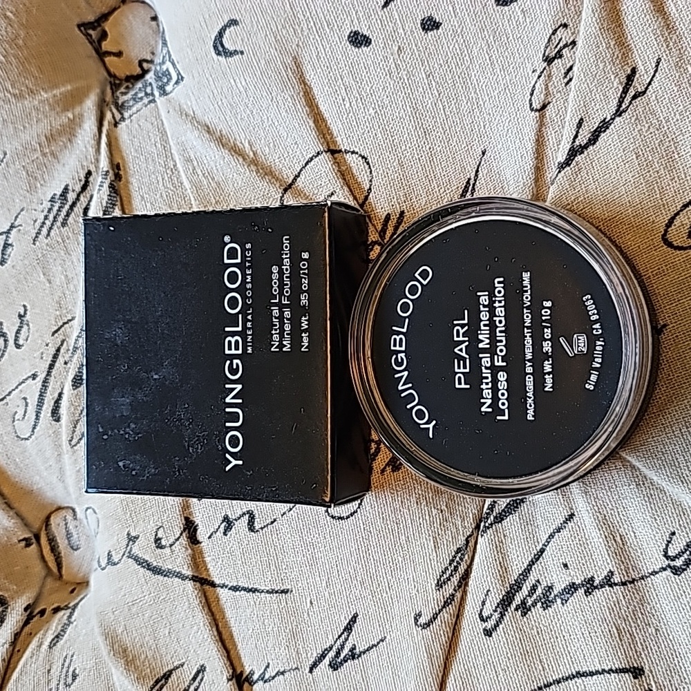 Youngblood loose mineral foundation